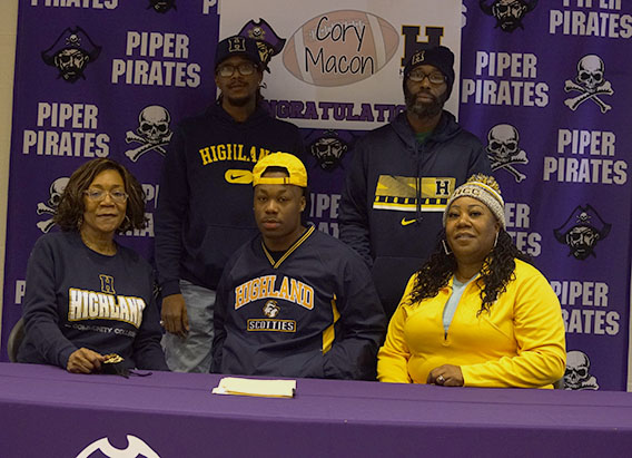 Febuary Signing Day 02032021_TMC_328